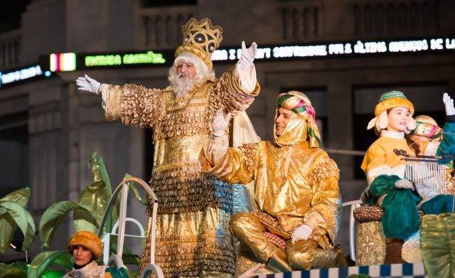 Barcelona,,spain,,january,5,,2017:,parade,cavalcade,three,kings